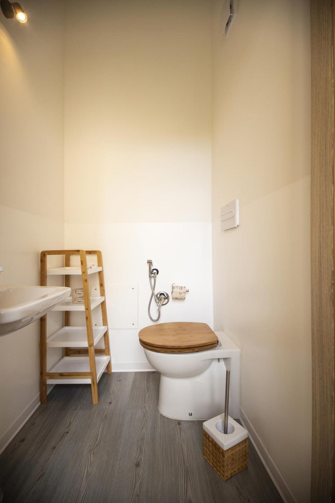 Dimora Nettare Hotel Brindisi Bagian luar foto
