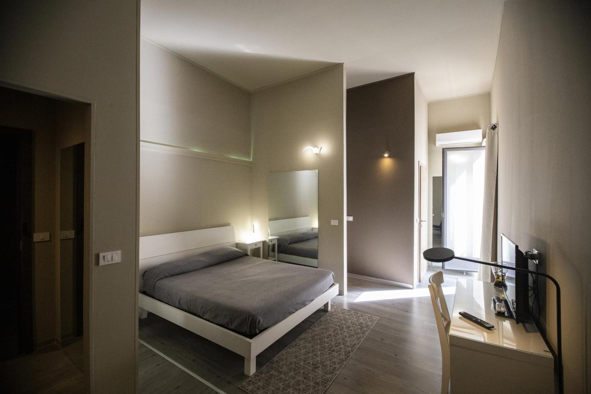 Dimora Nettare Hotel Brindisi Bagian luar foto