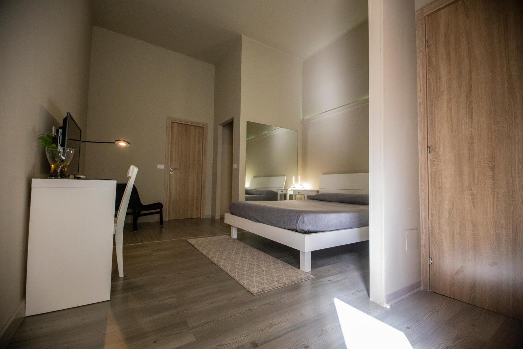 Dimora Nettare Hotel Brindisi Bagian luar foto