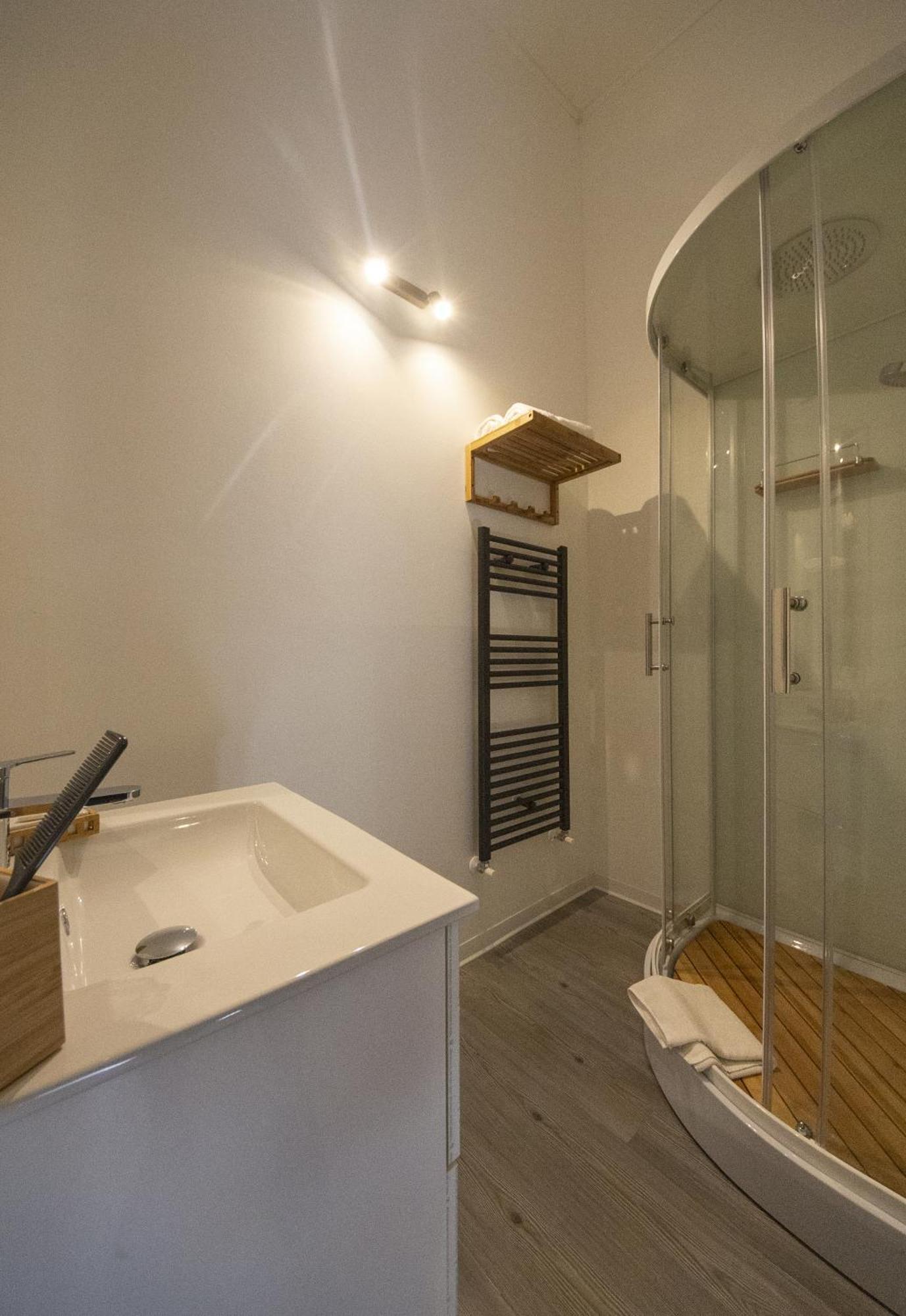 Dimora Nettare Hotel Brindisi Bagian luar foto